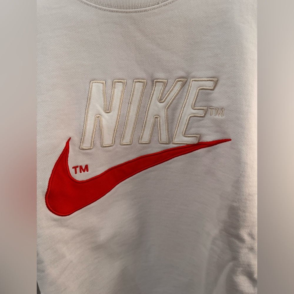 Nike Crewneck - White and Red size S